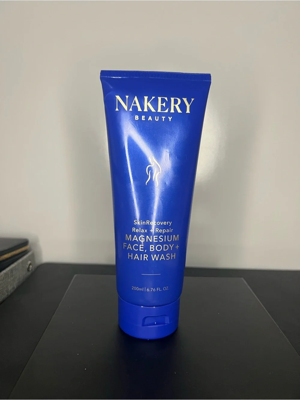 🆕 No Box Nakery Beauty Magnesium Face, Body + Hair Wash